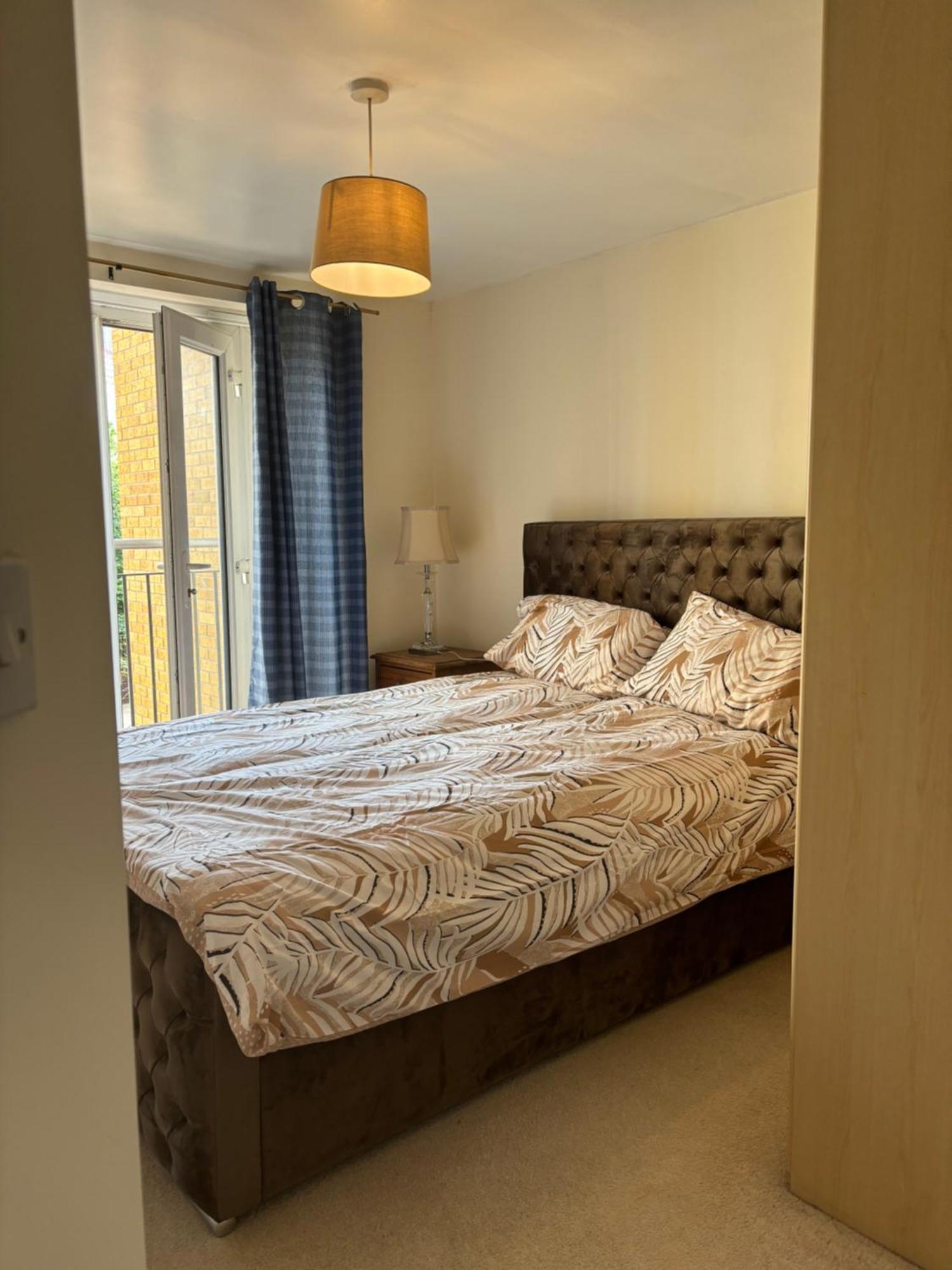 2 Bedroom Modern Salford *